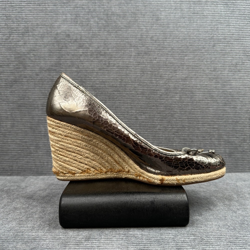 Coach Metallic Pewter Cracked Leather Espadrille Wedge Pumps Bow Detail Size 6.5